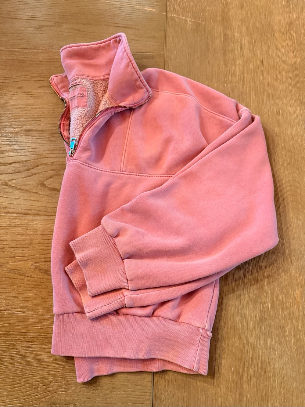 A&F sweatshirt